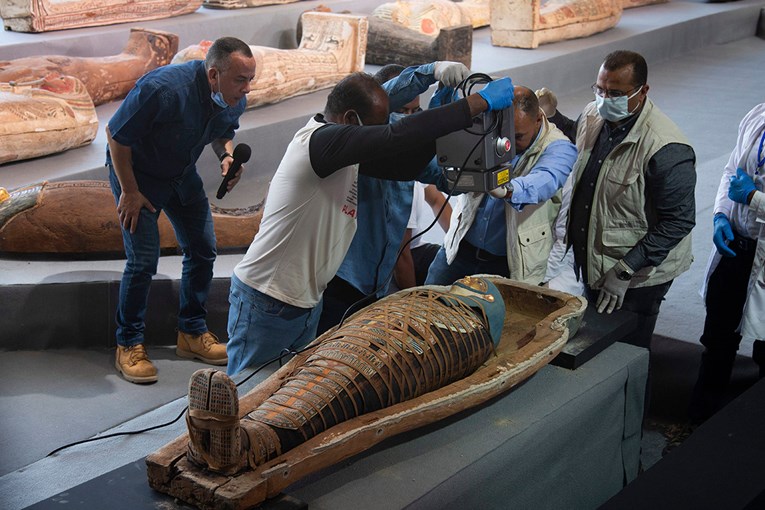 Veliko otkriće u Egiptu, našli više od 100 sarkofaga starijih od 2.5 tisuća godina