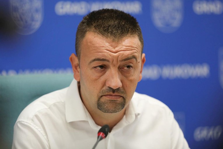 Pavliček o Penavi: Obraz ko' opanak!