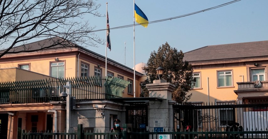 Kina poziva strane misije da uklone propagandu sa zgrada. Misle na ukrajinske zastave