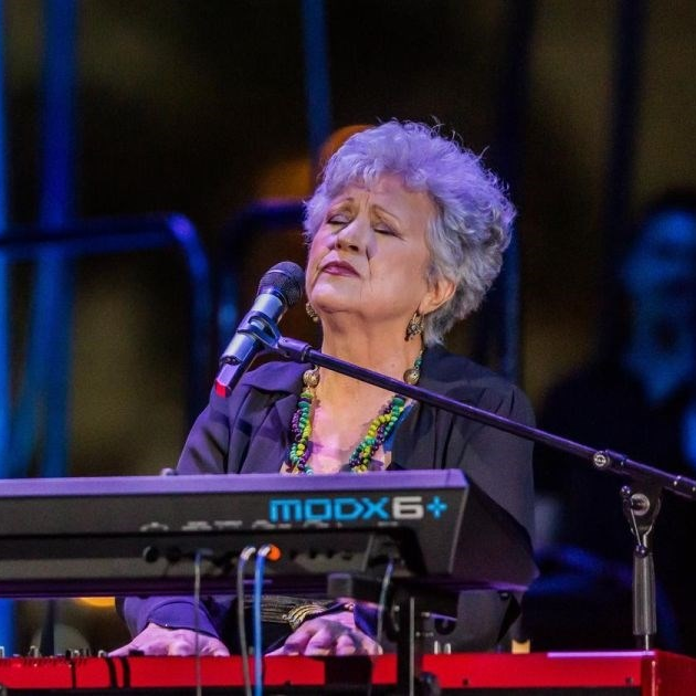 Meri Cetinić se vratila na scenu nakon duljeg vremena, rijetki bi je prepoznali