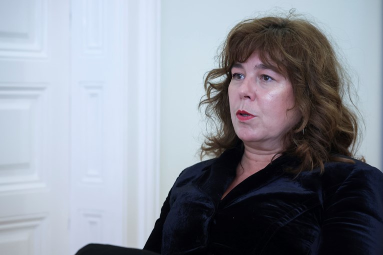 "Djeca su prepuštena mobitelima": Traži se nacionalna strategija digitalne sigurnosti