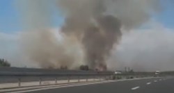 VIDEO Gori uz autocestu A1, požar gase 3 aviona, dim na autocesti