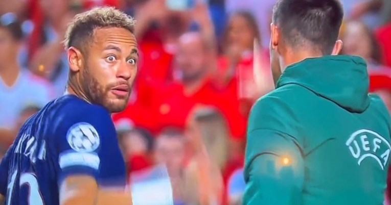 VIDEO Neymar je pružio ruku sucu i nešto mu rekao. Uslijedio je čudan trenutak