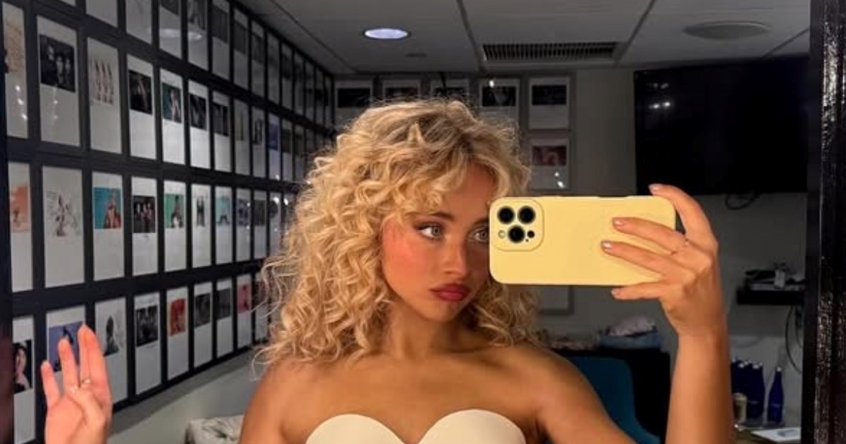 Retro torba koja se vraća na scenu - "it" status potvrdila i Sabrina Carpenter