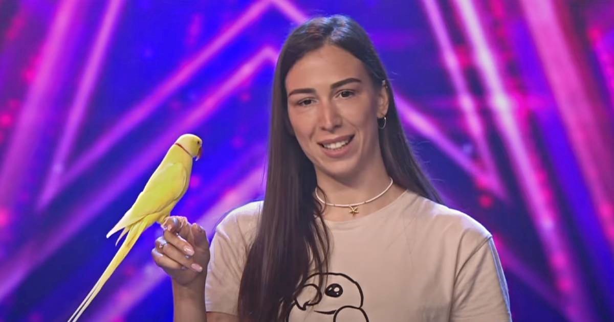 Papagaj Kića briljirao u Supertalentu: Igra nogomet, košarku i golf