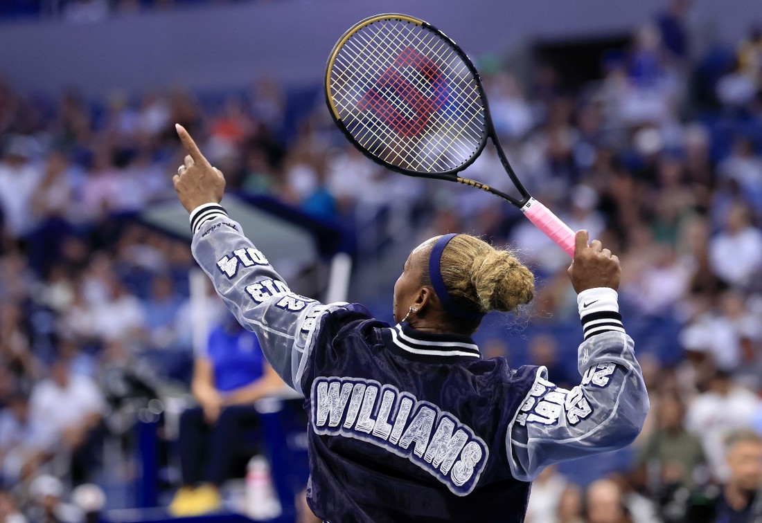 Serena Williams na US Openu nosila jaknu koja govori sve o njezinoj karijeri