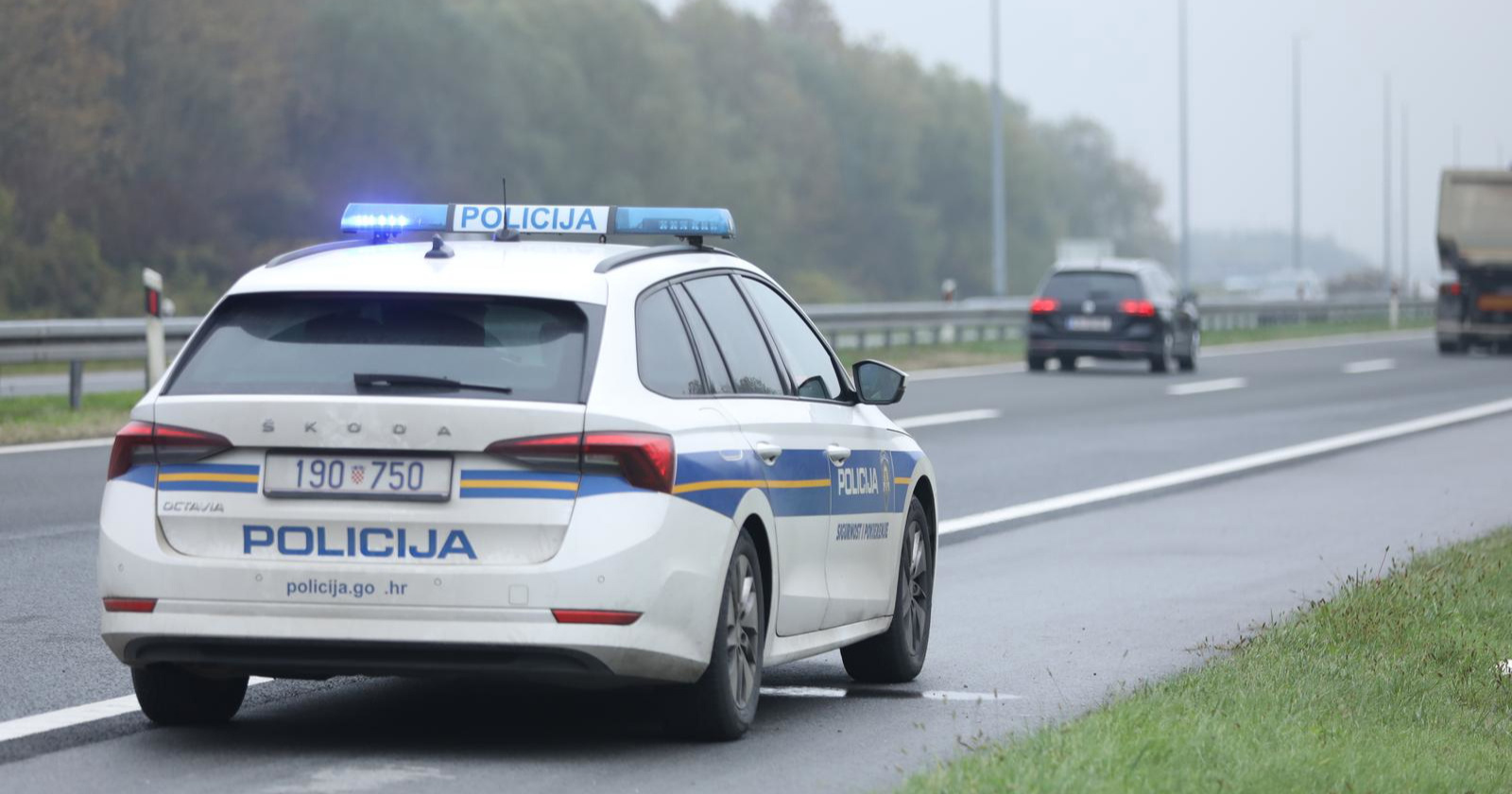 U teškoj nesreći na A1 poginuo vozač, stradao i njegov pas