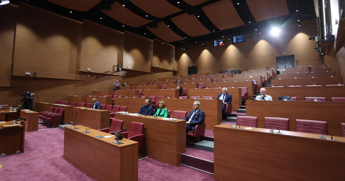 Prijetio smrću Daliji Orešković. Dobio zabranu prilaska