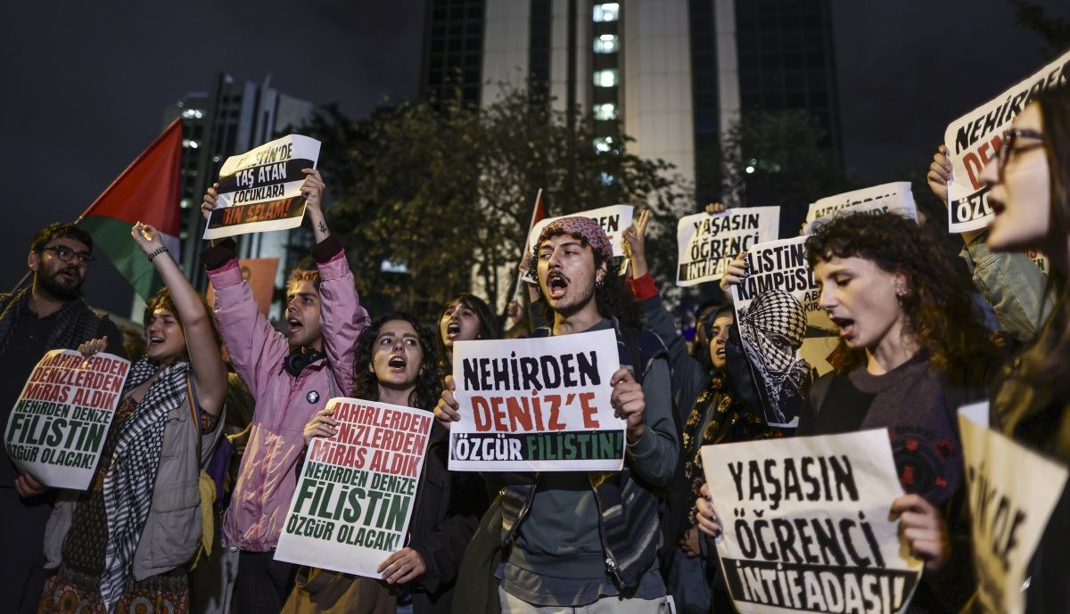 Danas se u Tursku vraća 36 državljana s flotile za Gazu. Dolaze i stranci