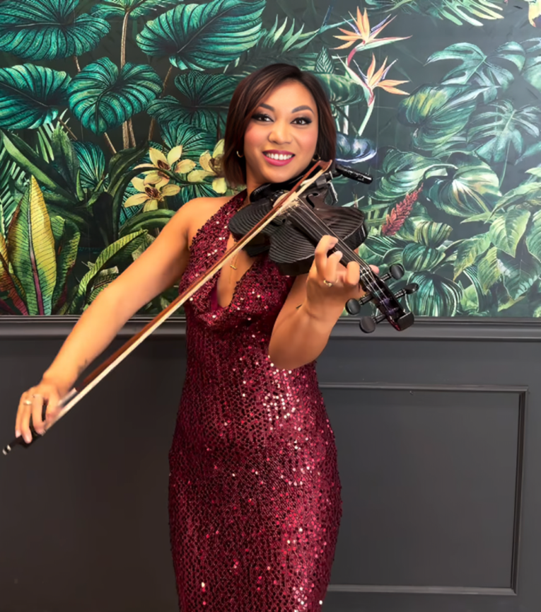 Violinistica sa Super Bowla otkrila svoju priču: "Odrasla sam bez vode i struje"