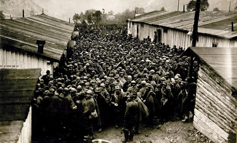 Stotine tisuća zarobljenih, deseci tisuća mrtvih. Najgori talijanski poraz ikad
