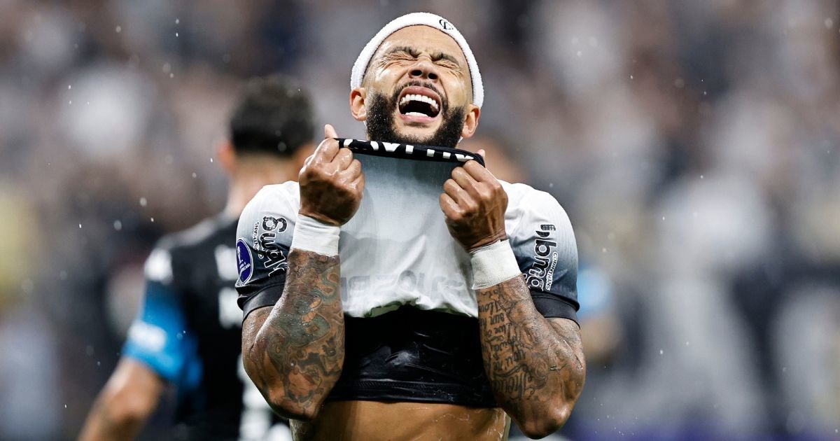 Živio je u apartmanu od 40 000 dolara mjesečno. Odlazi na zahtjev dekintiranog kluba