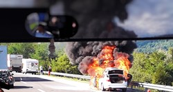 VIDEO Zapalio se auto na autocesti A1, cijeli je u plamenu