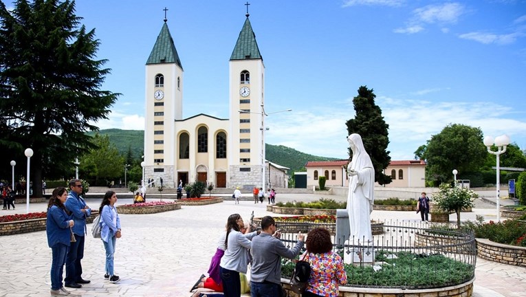 U BiH preko 50 posto manje katolika nego prije 30 godina