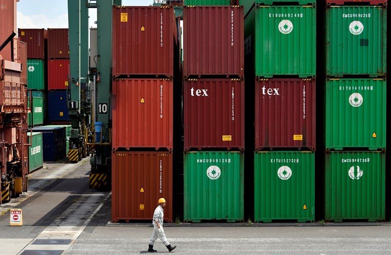 SAD ponovo prijeti carinama na uvoz europskih proizvoda