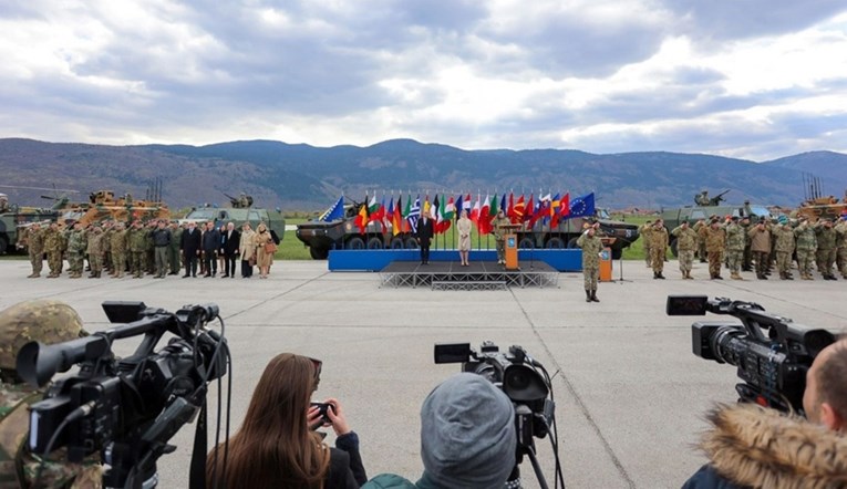 NATO: Visoki predstavnik u BiH i Daytonski sporazum se moraj poštovati