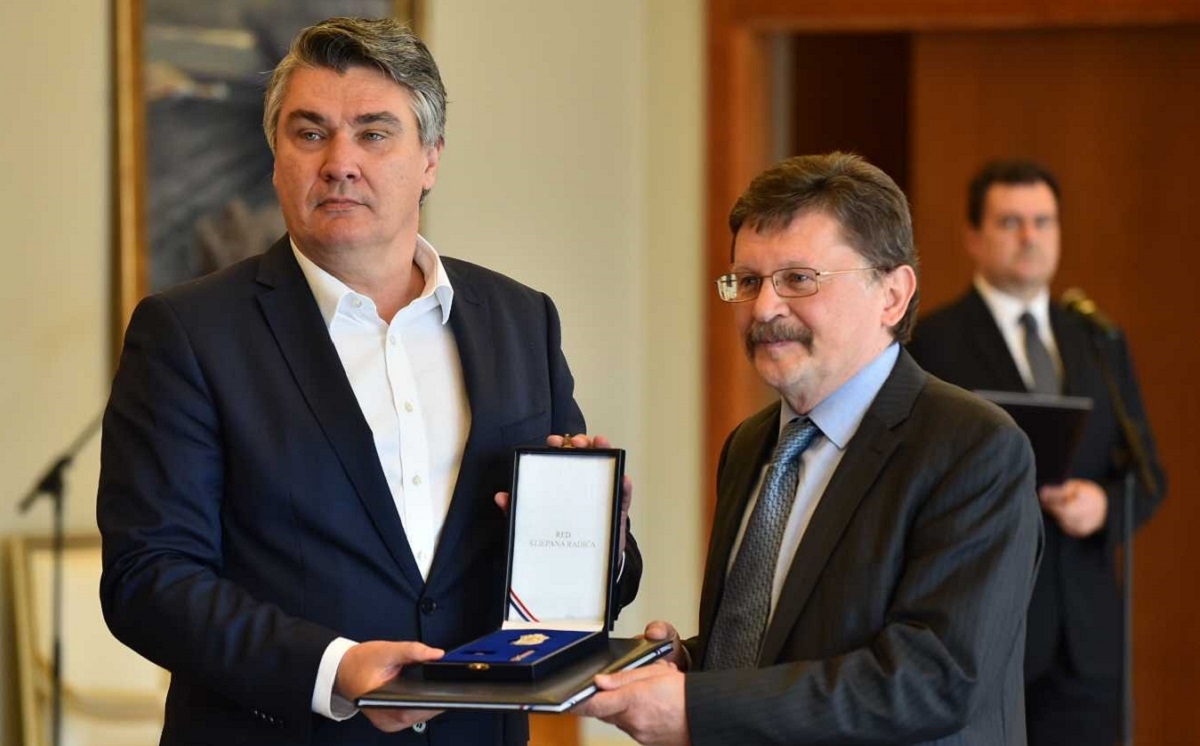 Milanović odlikovao sindikaliste. Ribić: Radnike zovu uhljebima, sve ste prebrisali