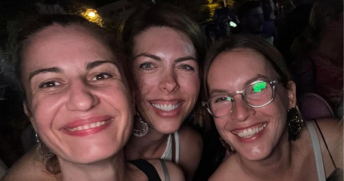 Blanka Vlašić bila u rijetkom izlasku, s prijateljicama slušala Gibonnija u Splitu