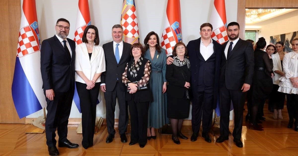 Milanovića na inauguraciji podržali i šogor Tomislav, šogorica Rina te punica Ana
