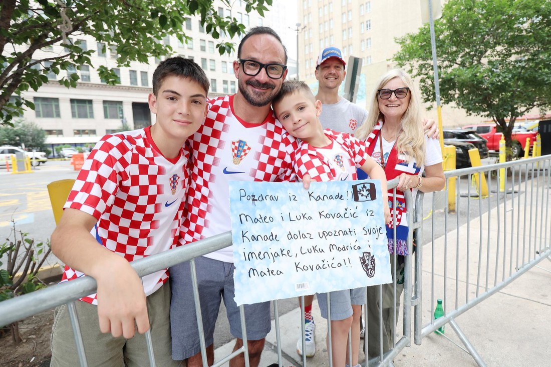 Dječaci iz Kanade zanimljivih imena stigli podržati Vatrene u Philadelphiji