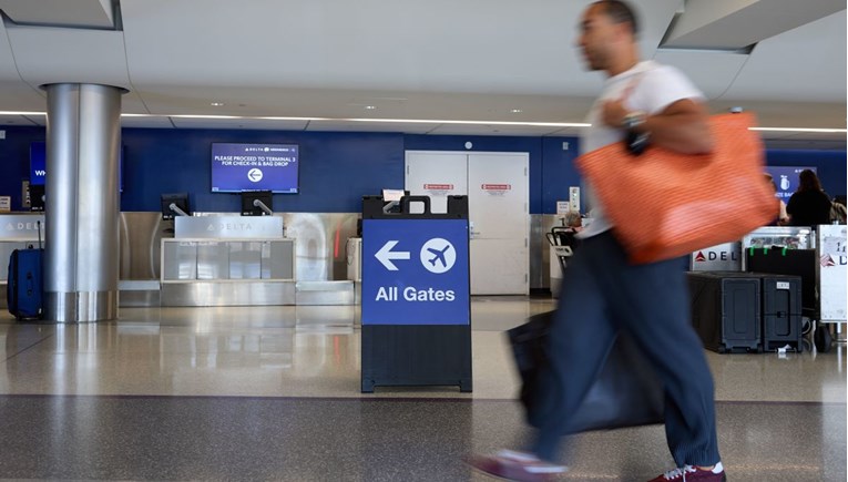 Pao je turizam u SAD-u. Trumpova retorika otjerala strane posjetitelje