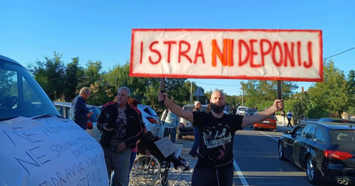 Istarski aktivisti neće više blokirati cestu zbog gospićkog otpada. "Idemo na sud"