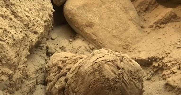U Peruu otkrivene drevne mumije djece, izgleda da su bila žrtvovana