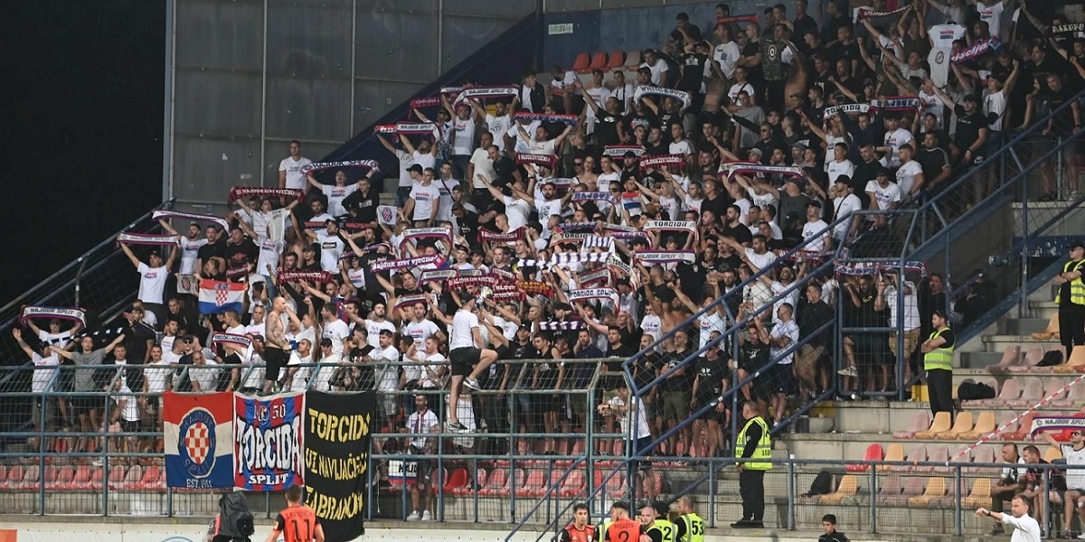 Hajduk objavio sažetak utakmice kod Ružomberoka. Navijači ga ismijali