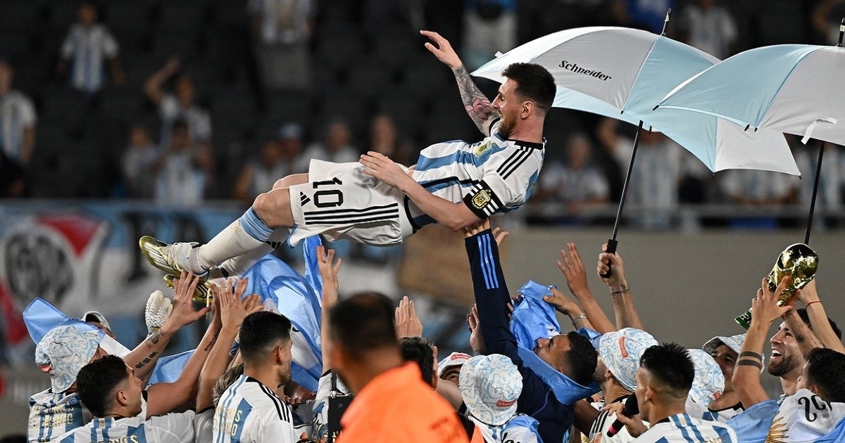 VIDEO Slavlje Argentine preraslo je u skandal. Messi bi mogao imati problema