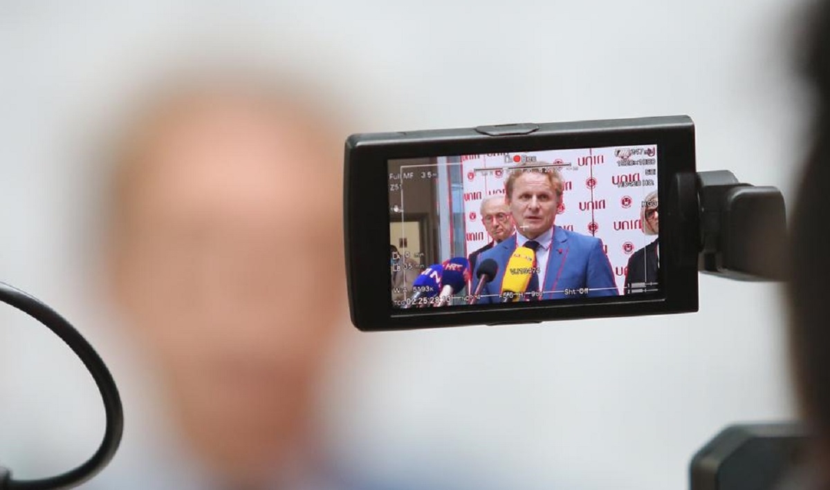 Đikić: I oni koji su preboljeli koronavirus trebaju se cijepiti
