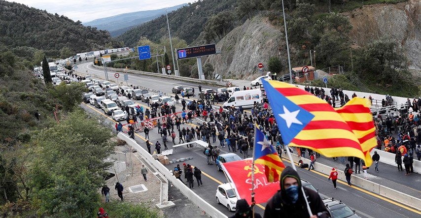 Katalonski prosvjednici blokiraju promet između Španjolske i Francuske