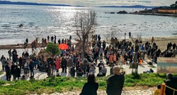 U Splitu i Opatiji prosvjedi protiv Zakona o pomorskom dobru: "Samo da nas zase*u"