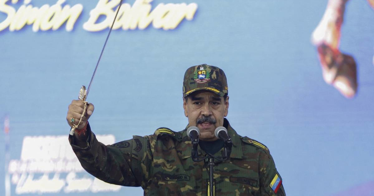 Sve napetije između Amerike i Venezuele. Maduro u uniformi mahao mačem