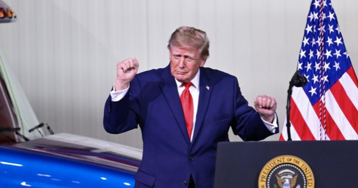 Trump pred izbore: Više od 20 milijuna umirovljenika na račun će dobiti 90 dolara