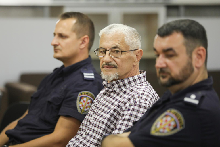 Srpski ratni zločinac odbio iznijeti obranu: "Gospon sudija, kašljem krv"