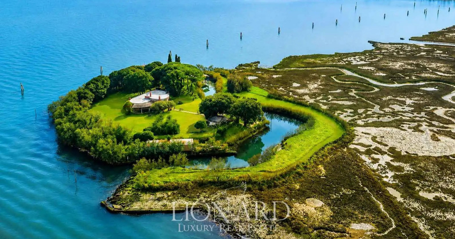 Prodaje se privatni otok kraj Venecije s utvrdom iz Napoleonova doba