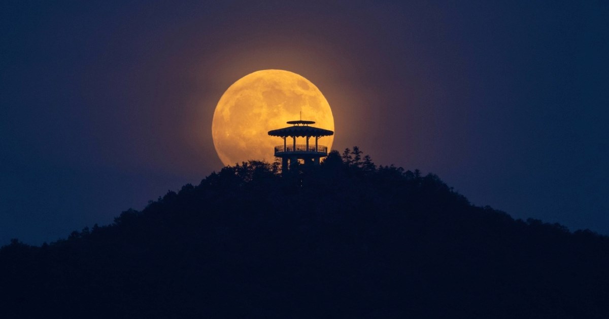 FOTO "Krvavi Mjesec" diljem svijeta stvorio je prizore koji djeluju nestvarno