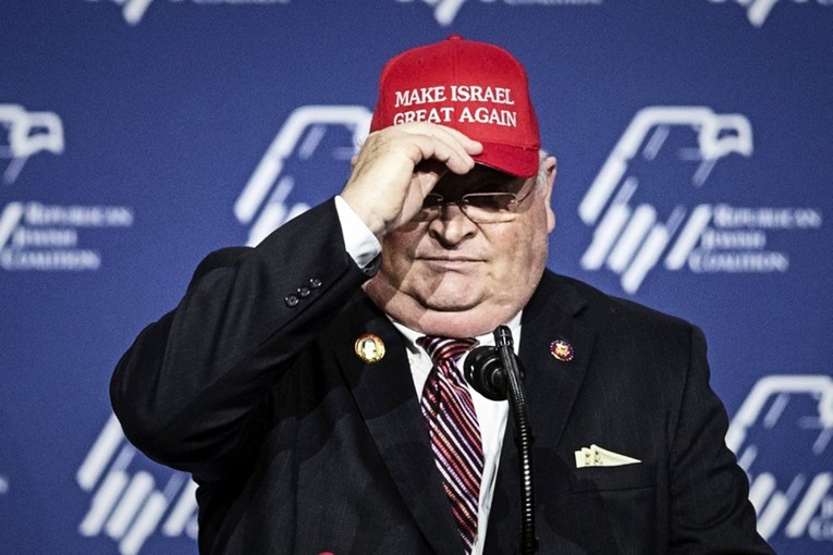 Trump smijenio šefa Porezne nakon samo dva mjeseca