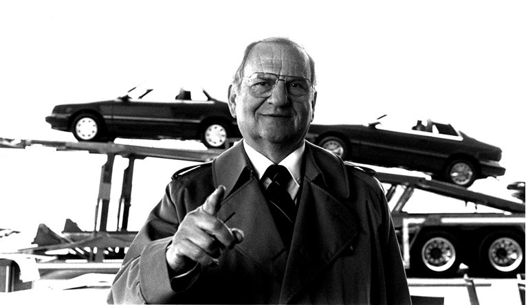 Umro je Lee Iacocca, otac Mustanga i spasitelj Chryslera