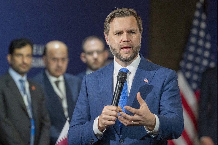 Vance: Britaniju je iznevjerilo vodstvo. Trebaju joj velike promjene