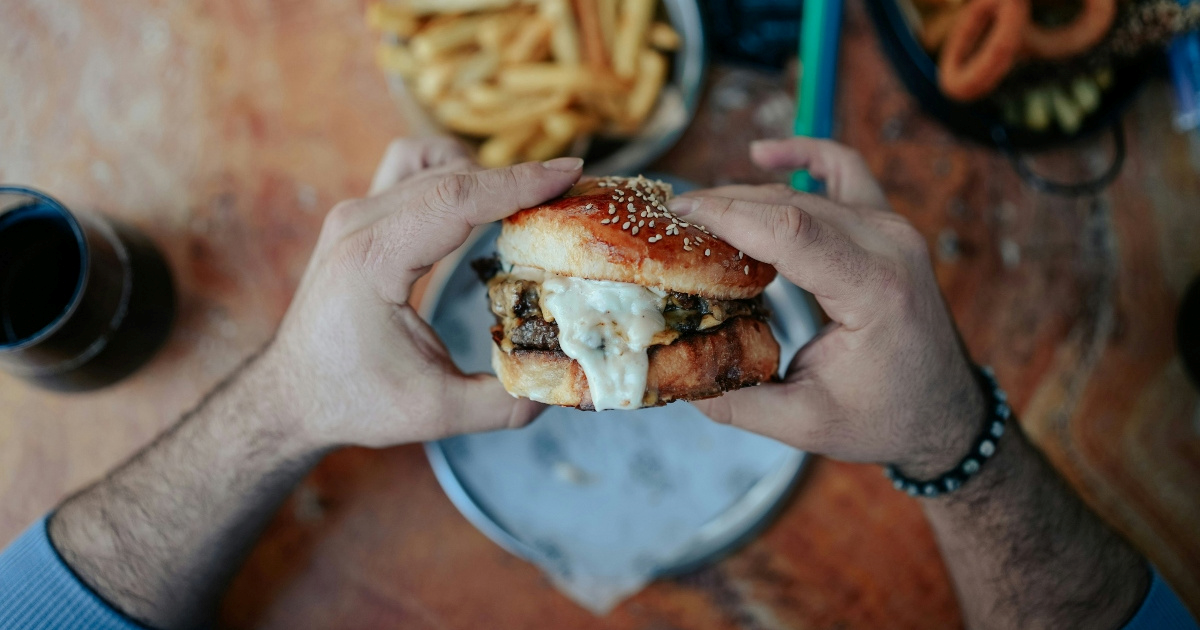 Pet vrsta hrane koje treba izbjegavati nakon 50. godine, prema dijetetičarima