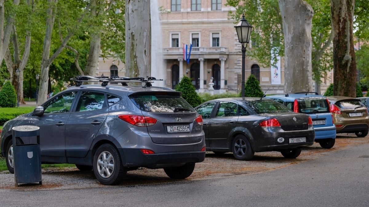 Bandić pozvao građane da uklone svoja vozila s javnih površina do 18. svibnja