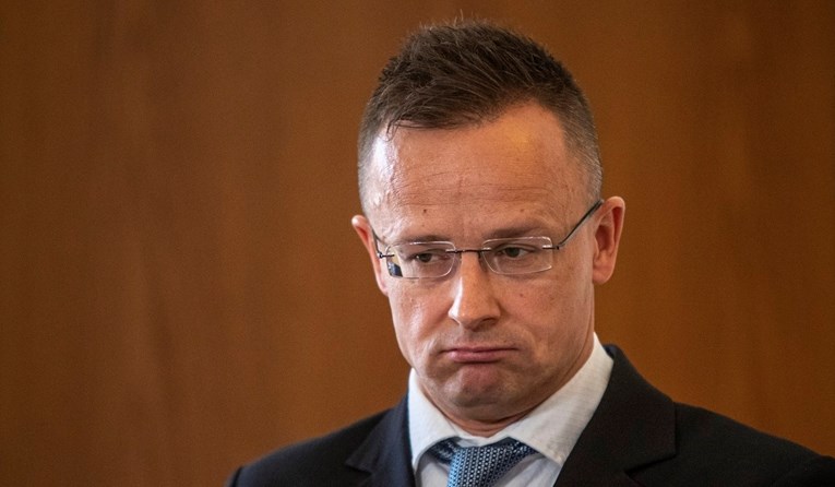 Mađarski ministar: Mađarska neće glasati za embargo na rusku naftu