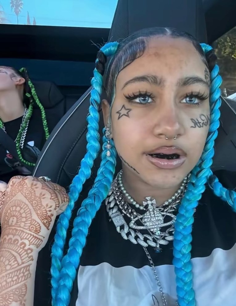 North West (12) o kritikama zbog izgleda: "To je tako nebitna stvar"