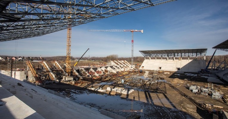 Osijek raskinuo ugovor s izvođačem radova na Pampasu: "Bio bi ugrožen cijeli projekt"