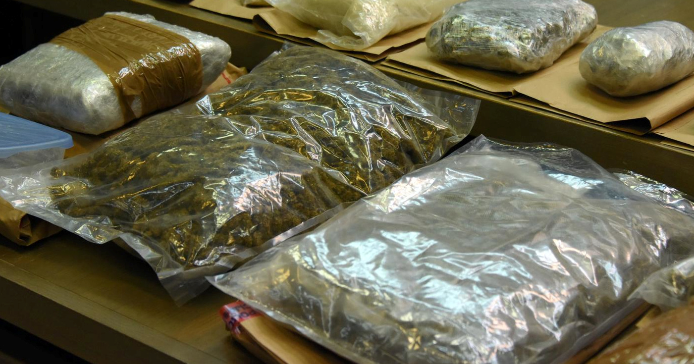 Devetorica mladića dilala velike količine droge u Slavoniji, USKOK objavio detalje