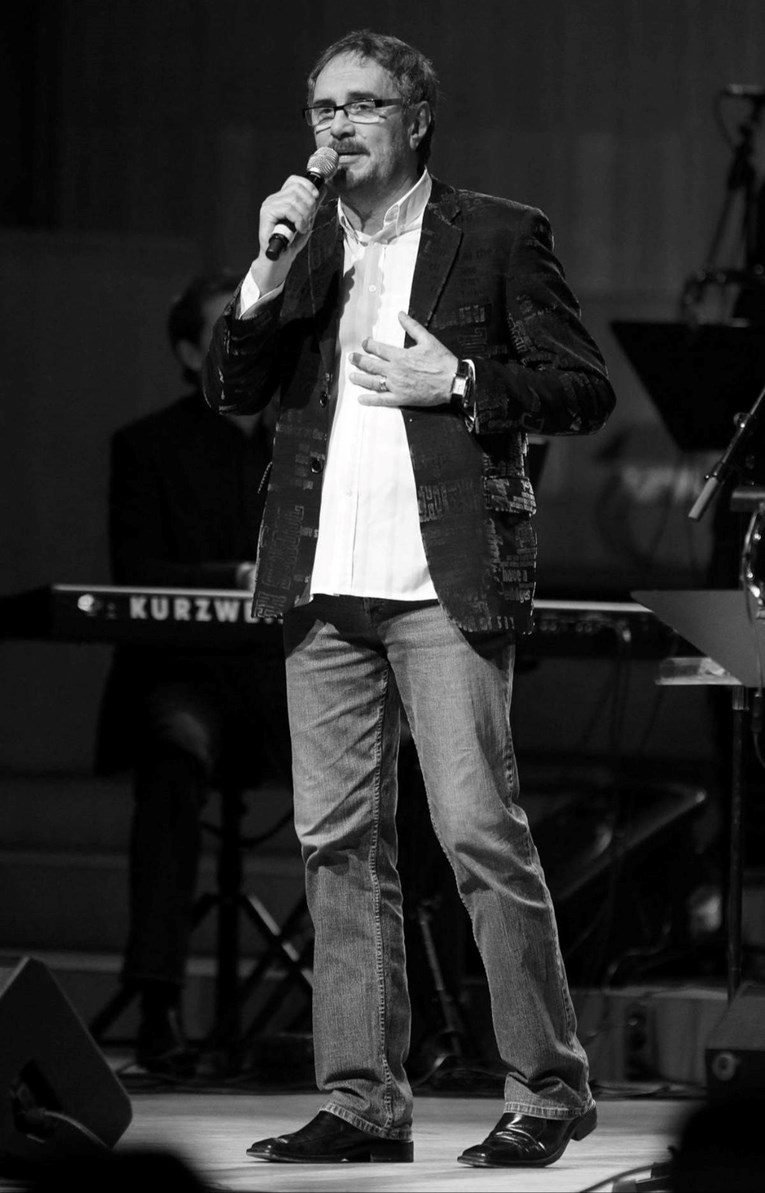 Preminuo Boris Babarović-Barba, frontmen Crvenih koralja