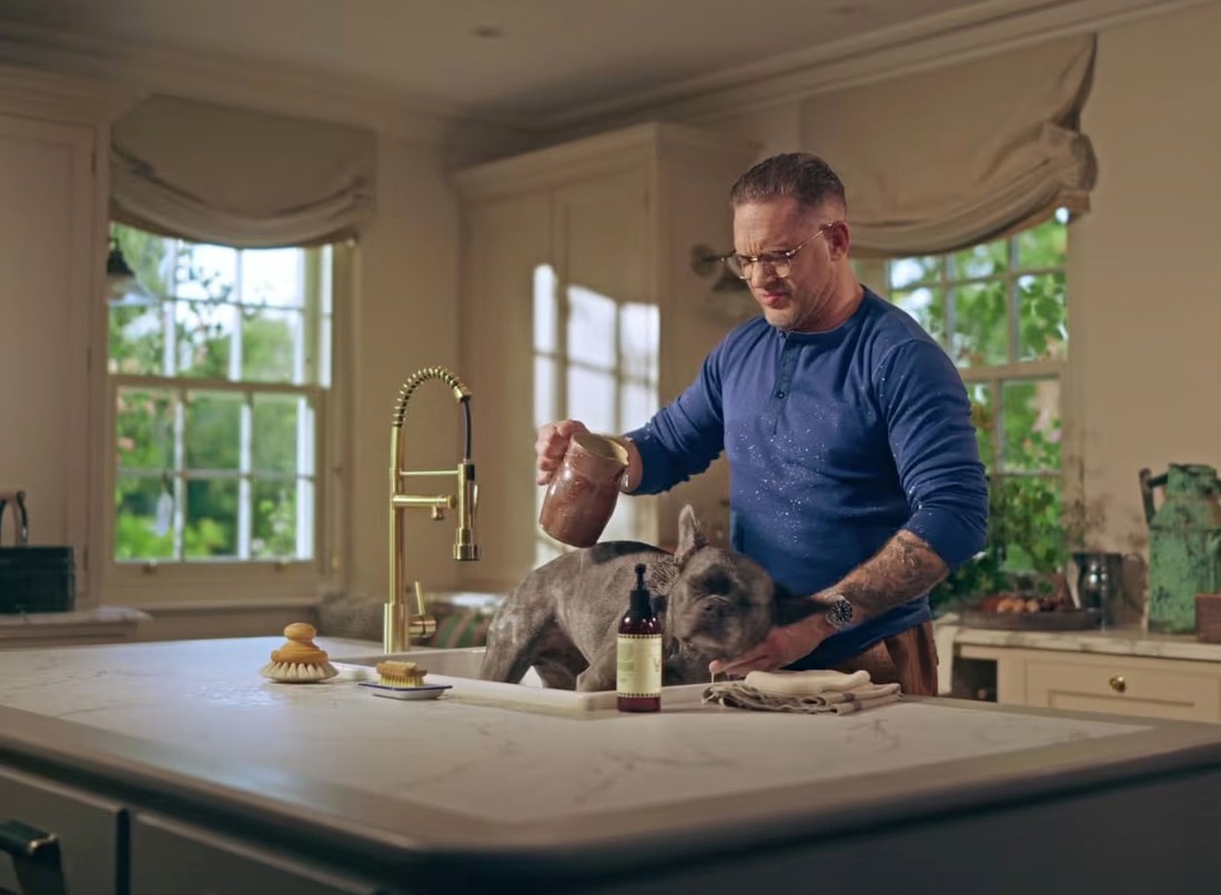 Jo Malone izbacio je šampon za pse. Već je rasprodan, a u reklami glumi Tom Hardy