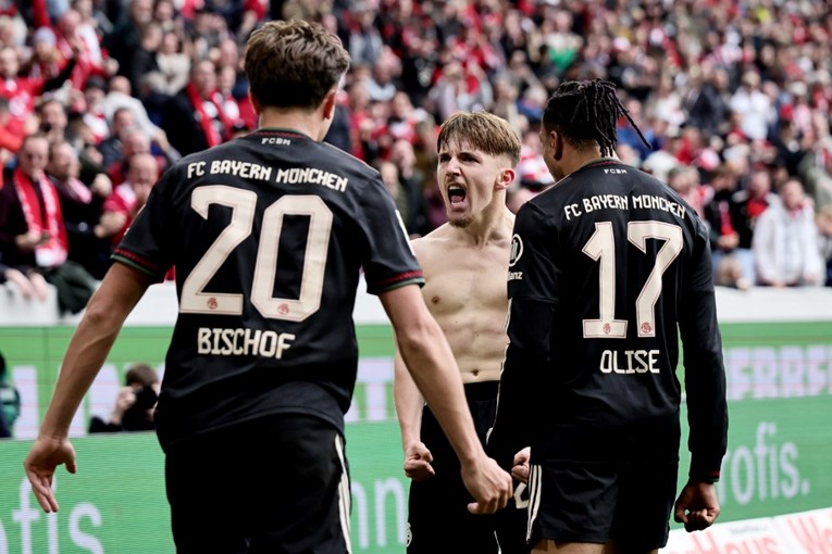 VIDEO Bayern gubio 2:0 do 80. minute. Uslijedio je povijesni preokret