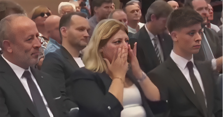 VIDEO Gülerova majka je plakala. Pogledajte kako je reagirala nova zvijezda Reala